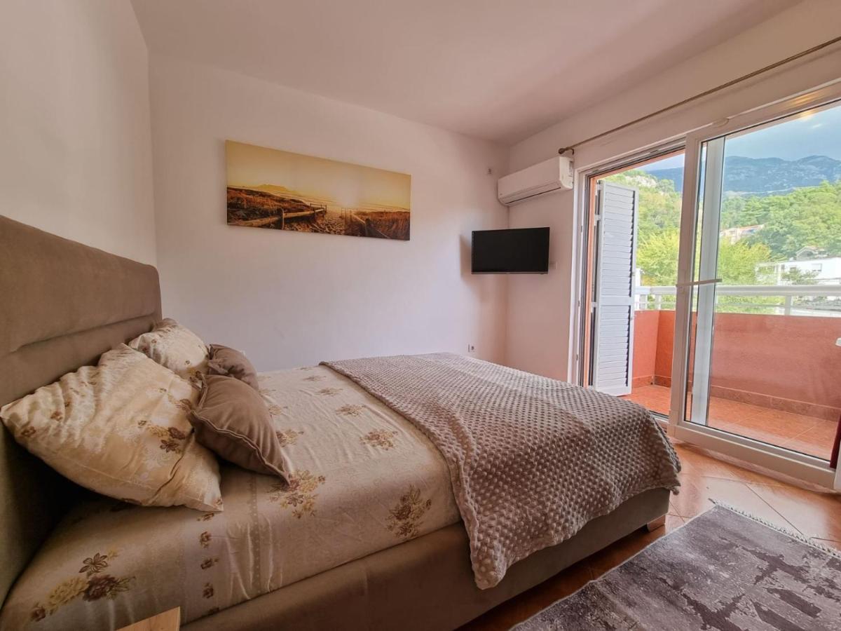 בודווה Dom Apartments מראה חיצוני תמונה