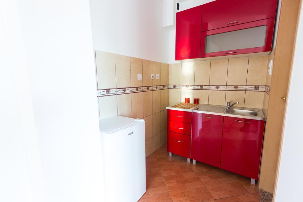 בודווה Dom Apartments מראה חיצוני תמונה
